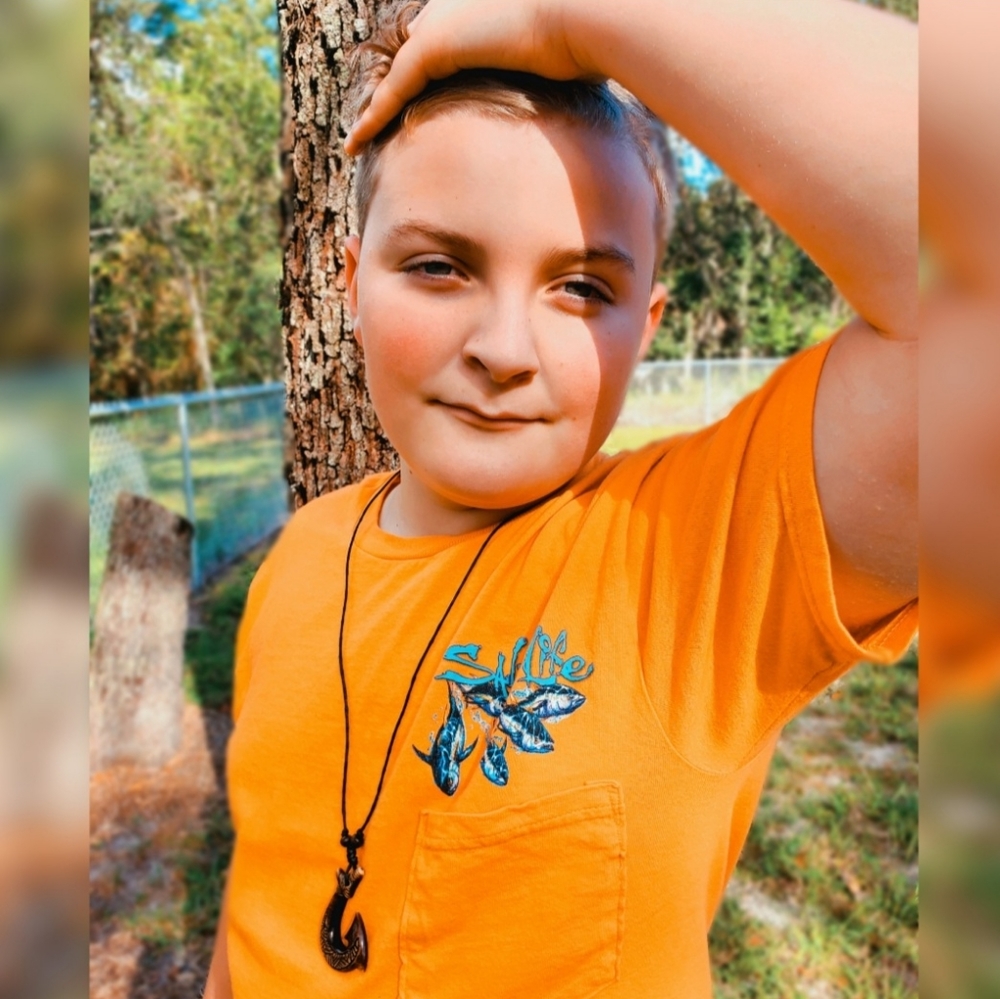 🎣 Dark Brown Fish Hook Necklace 🎣